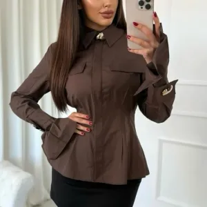 Nova kosulja sa etiketom