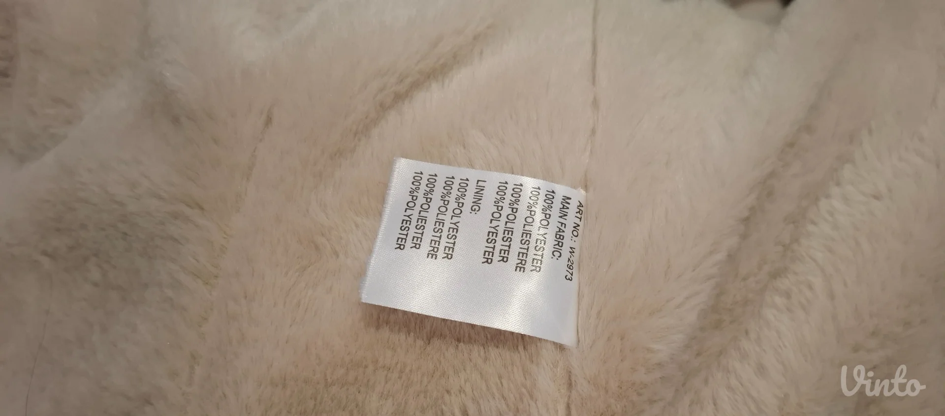 Bež topla jakna sa krznom