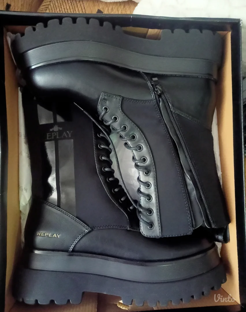 NOVE Original Replay cizme broj 41 sa etiketom