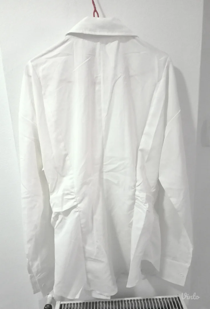 Nova Shein kosulja strukirana S