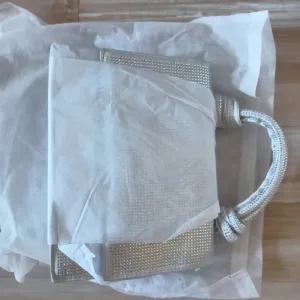 Nova Francesca torbica iz Metro-a