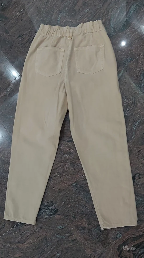 Stradivarius pantalone