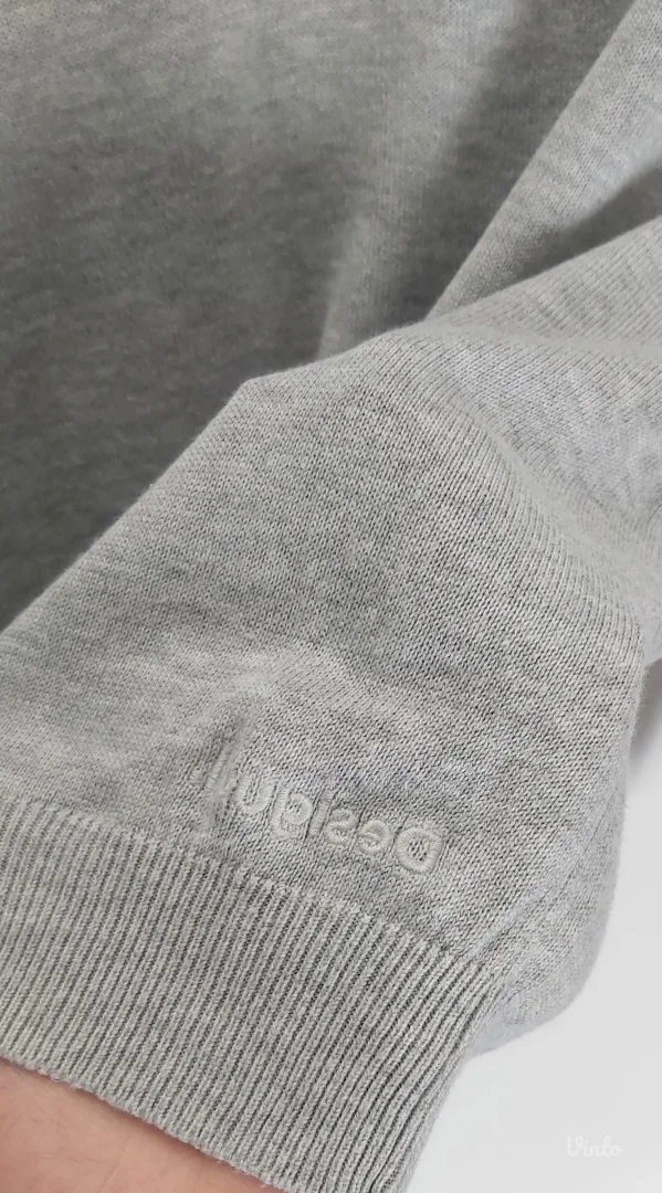 Desigual original dzemper