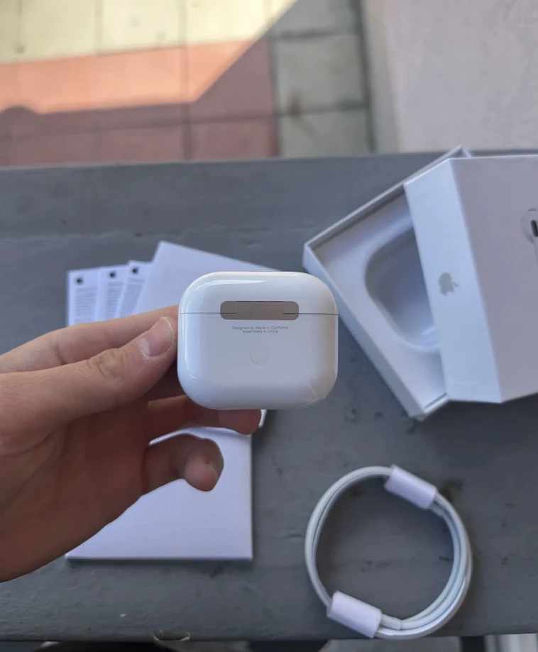 Apple AirPods 3