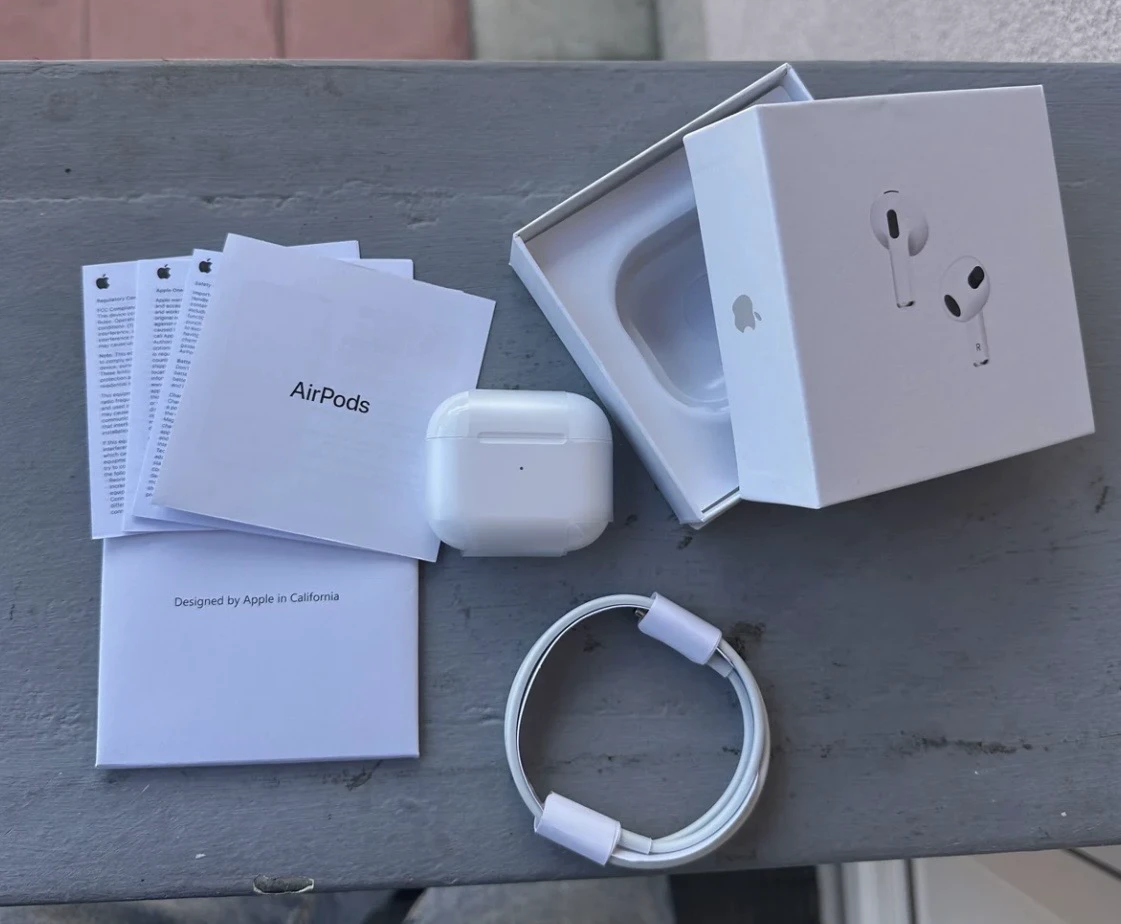 Apple AirPods 3