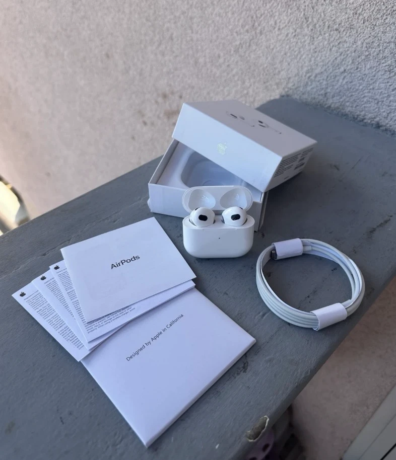Apple AirPods 3
