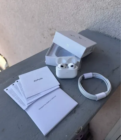 Apple AirPods 3
