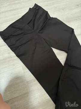 Zara pantalone 40/42
