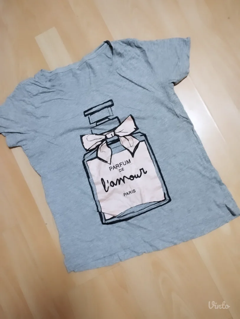 Siva majica sa printom