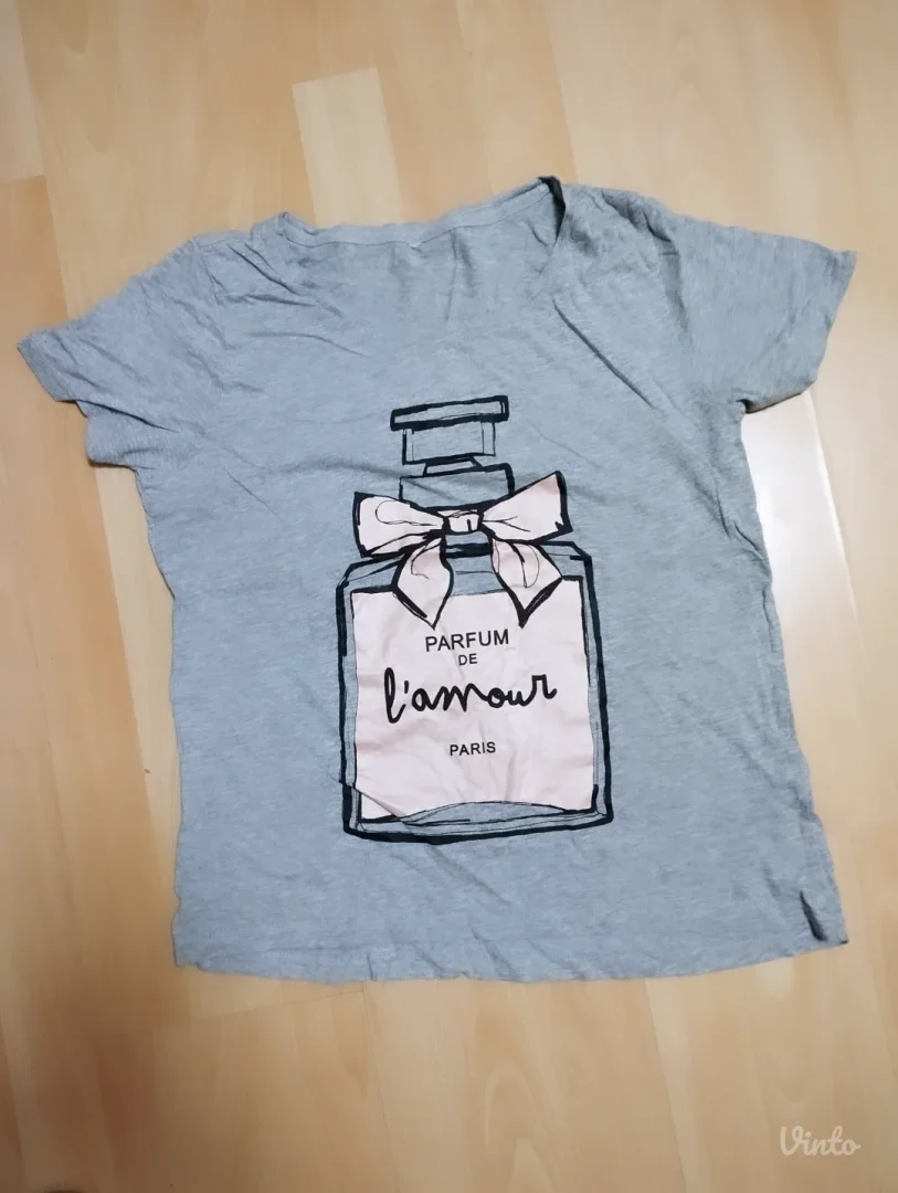 Siva majica sa printom