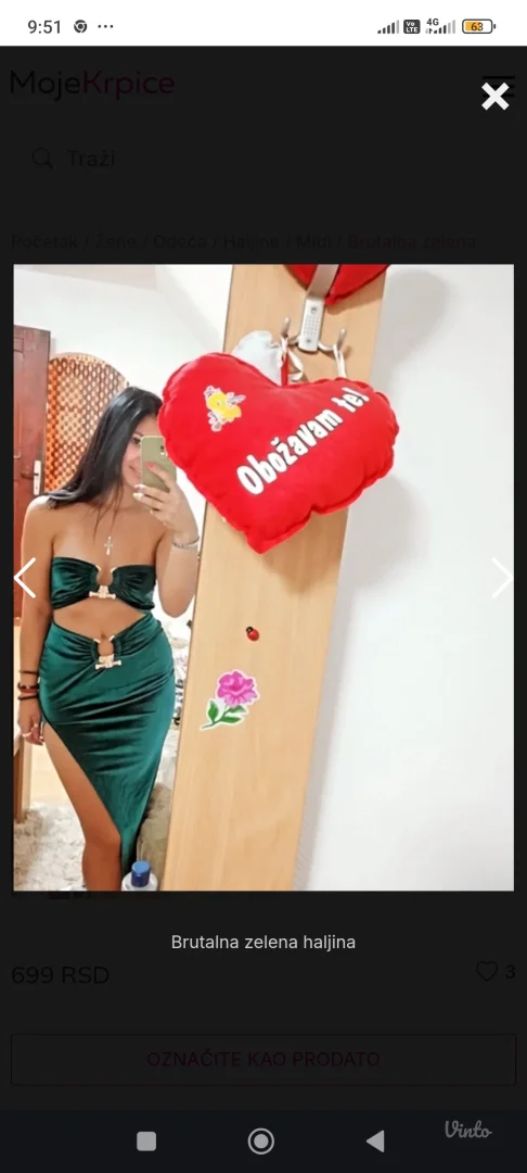 Brutalan komplet top i suknja