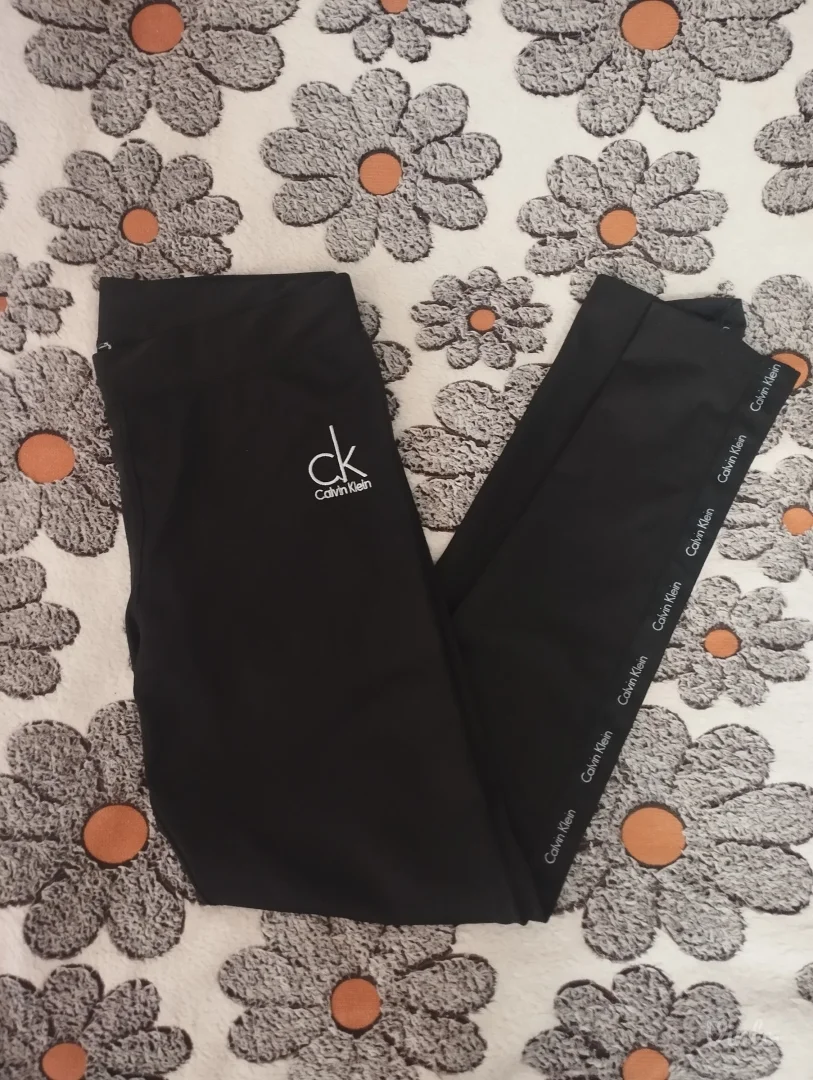 Calvin Klein helanke