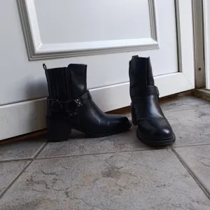 Emiliy Stromberg br 38