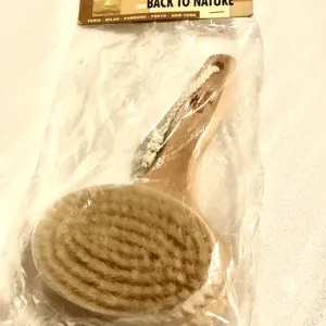 100 %Cetka za lice i telo. Uvoz iz Rusije