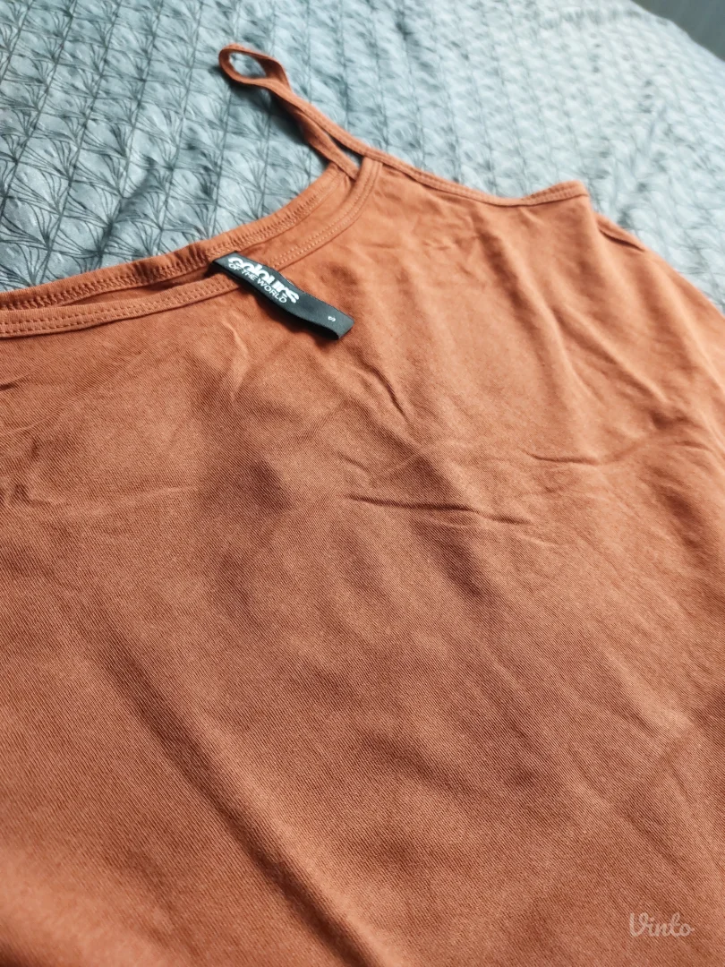 Koralna majica na bratele