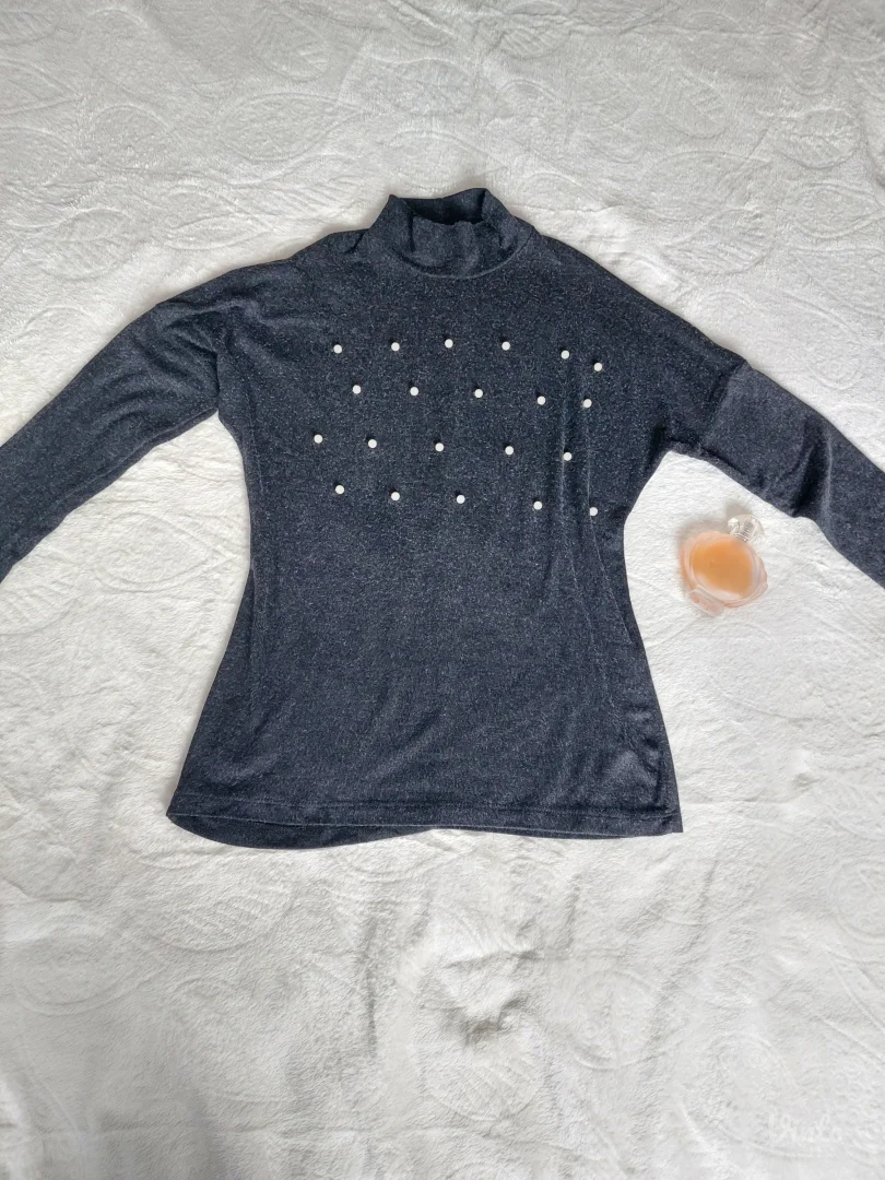 Tanka biserna rolka sa golim ramenima