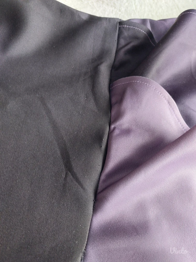 Crna haljina sa ljubicastim ombre karnerima