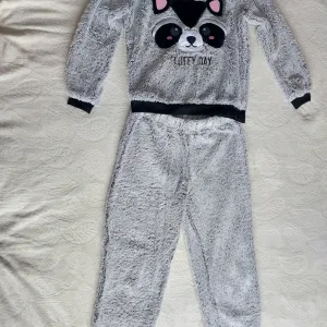 Deblja mekana pidzama