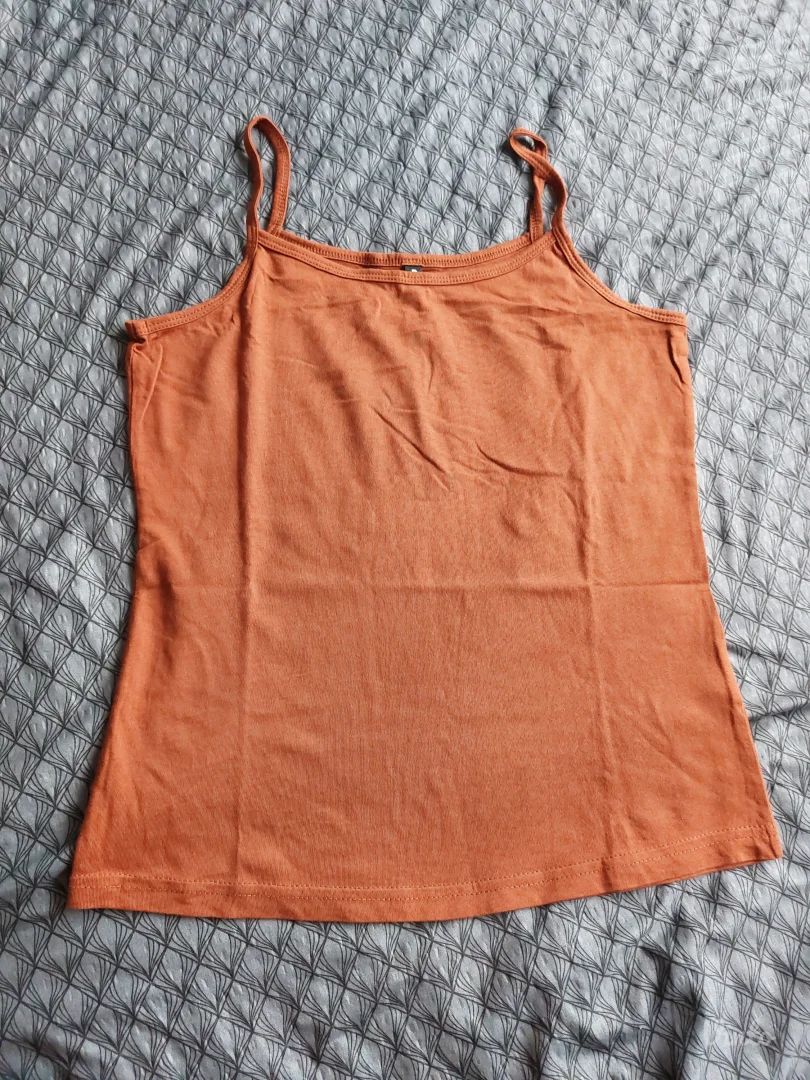 Koralna majica na bratele