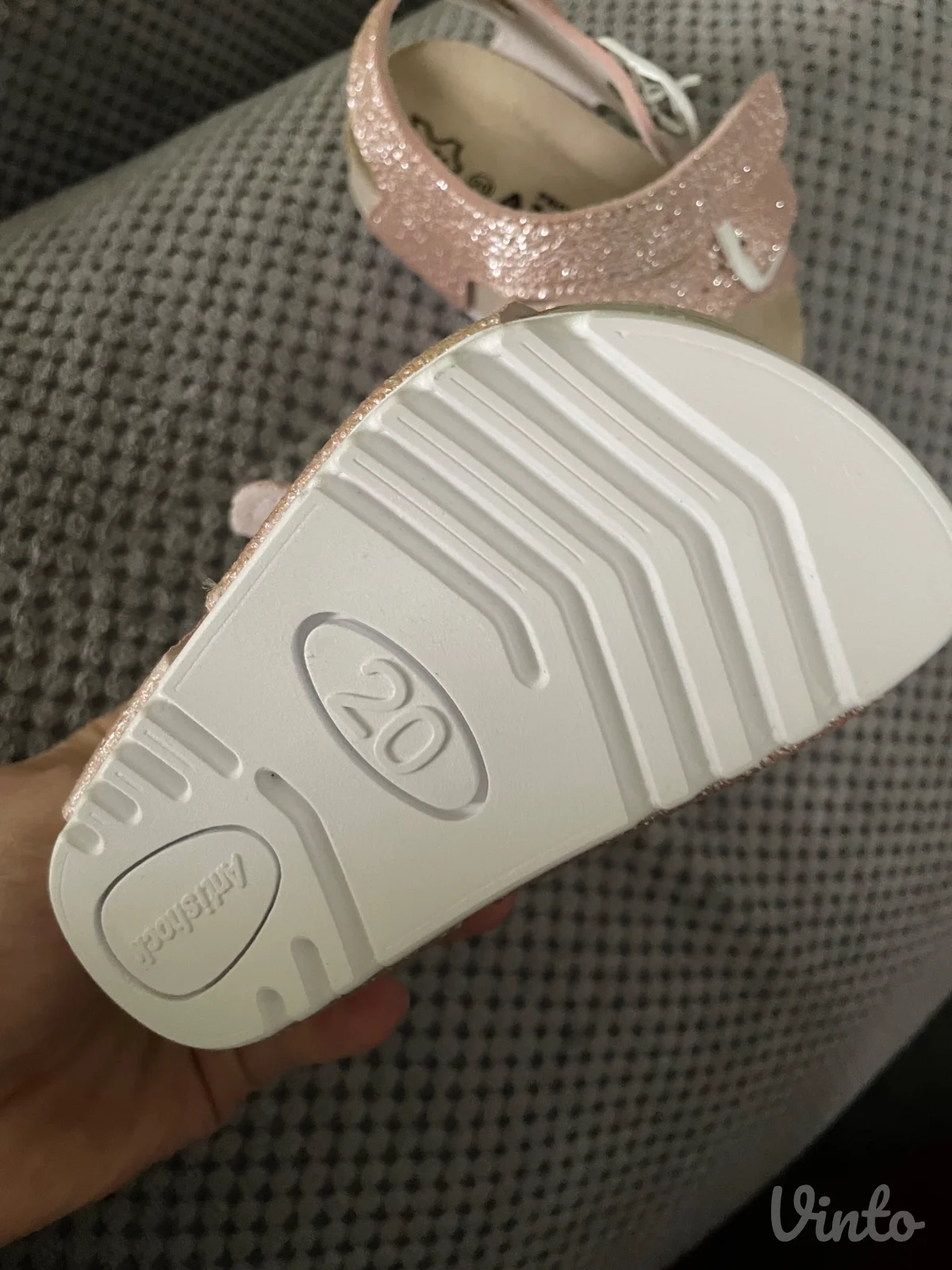 Nove anatomske sandalice 20