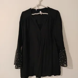 Tunika crna