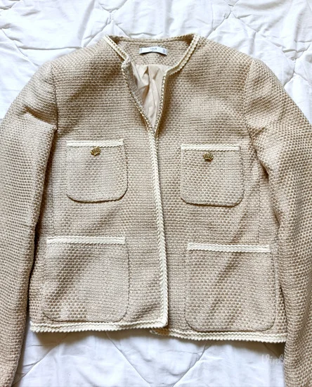 Mango zlatno krem sako