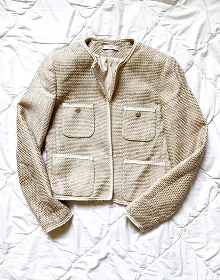 Mango zlatno krem sako