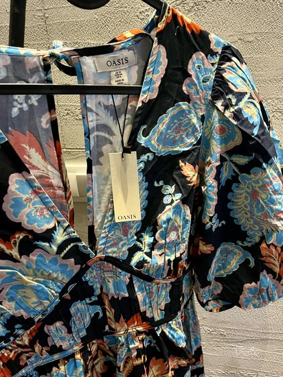 Oasis haljina