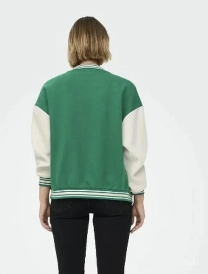 Only bomber jakna/duks