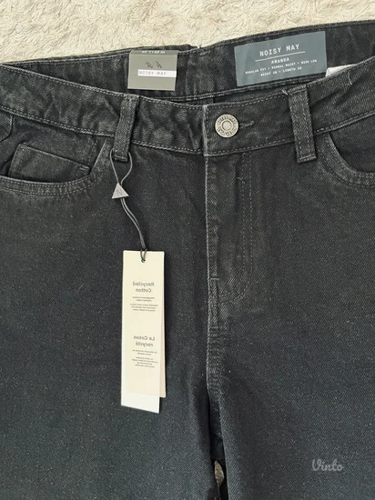 Noisy may Amanda farmerke