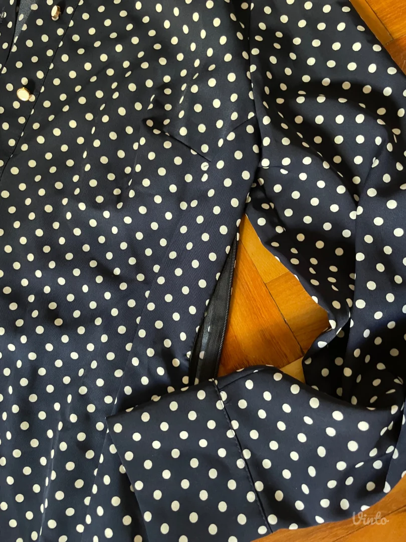 Zara haljinica na tufne