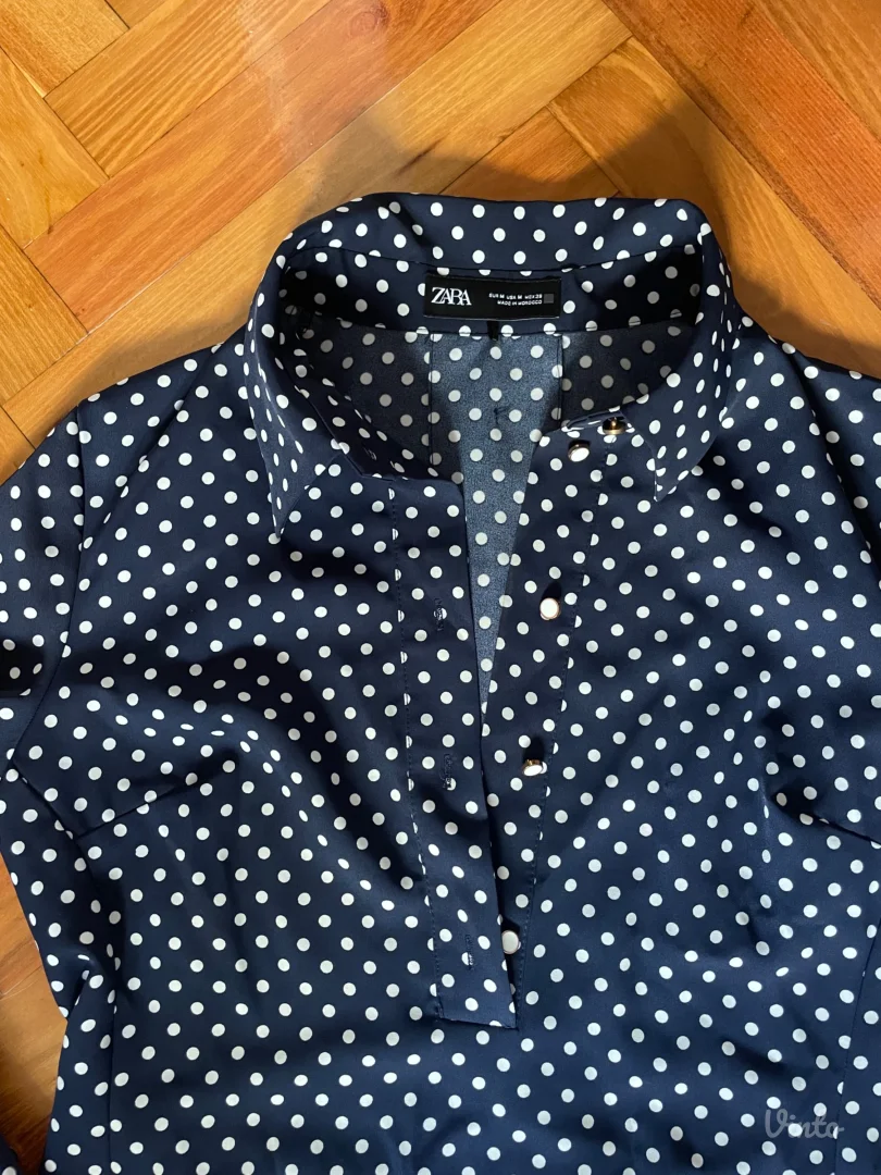 Zara haljinica na tufne