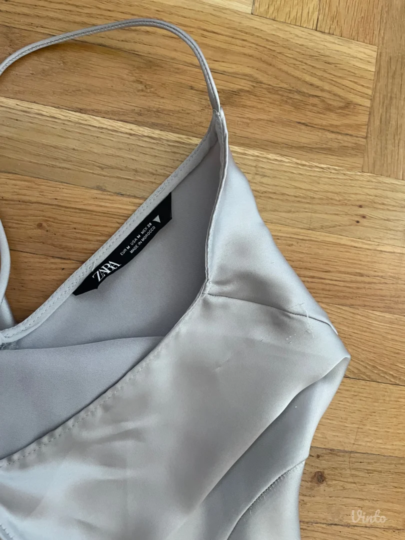 Zara duga satenska haljina