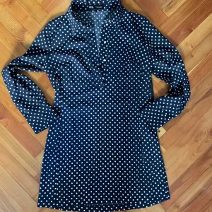 Zara haljinica na tufne