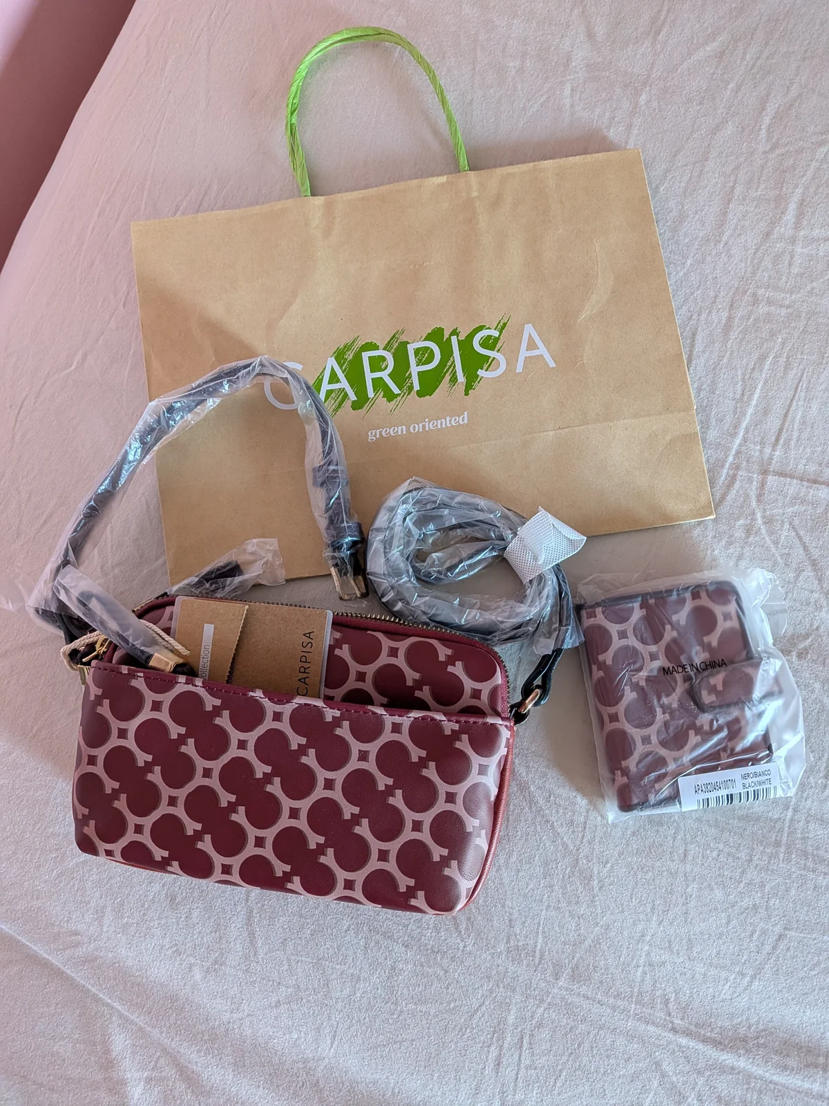 Carpisa torbica+ novčanik neotpakovano