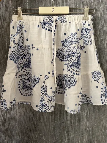 Stradivarius set-suknja i košulja