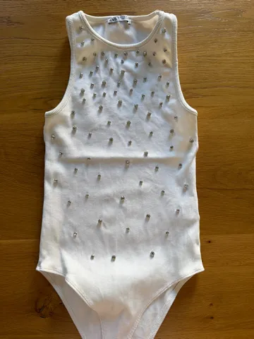 Beli body sa cirkonima-ZARA
