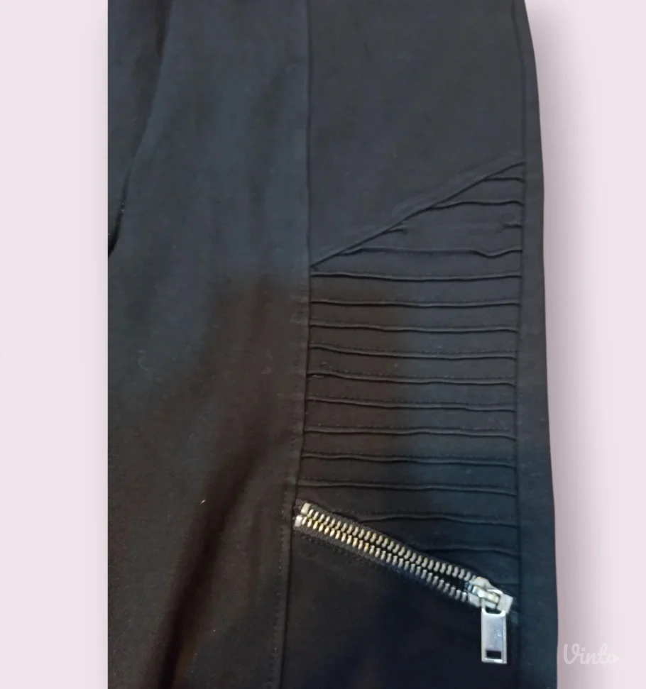 Pantalone sa zipovima