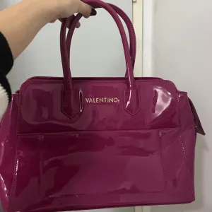 Valentino torba