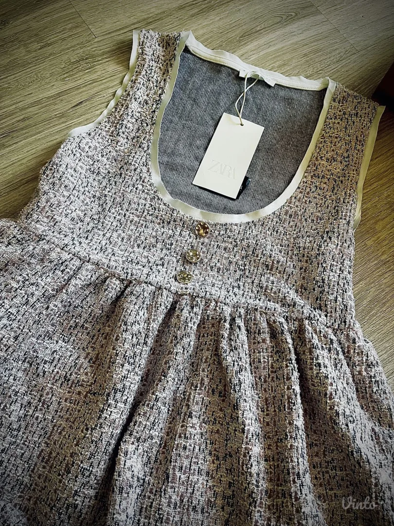 Zara volumiozna haljina/NOVO