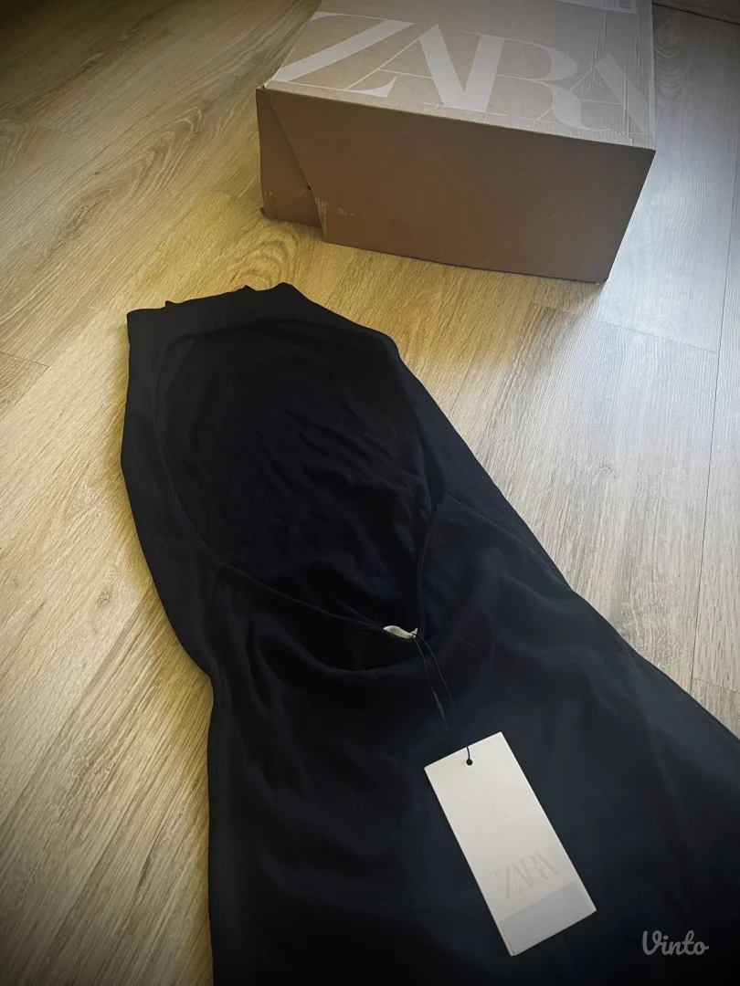 Zara haljina otvorenih ledja/NOVO