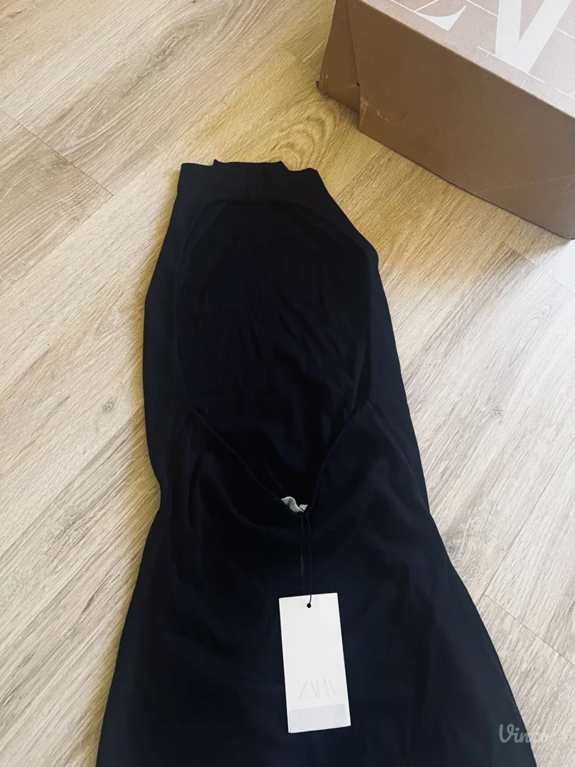 Zara haljina otvorenih ledja/NOVO