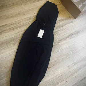 Zara haljina otvorenih ledja/NOVO