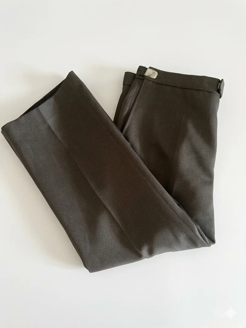 Pantalone (Vuna/Poliester) Kao NOVE!