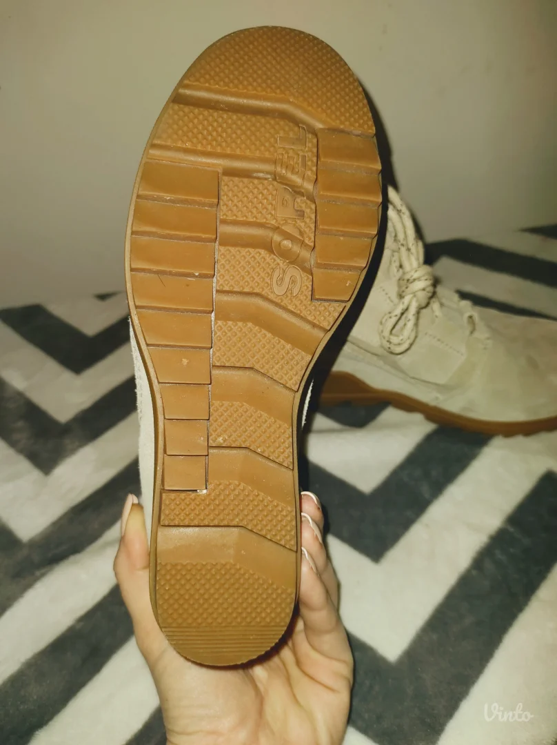 Cipele gležnjače 37