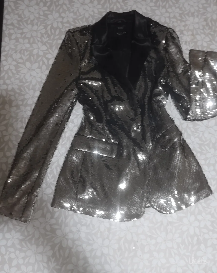 Bershka sako nov