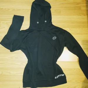 Lotto dux sa kapuljačom