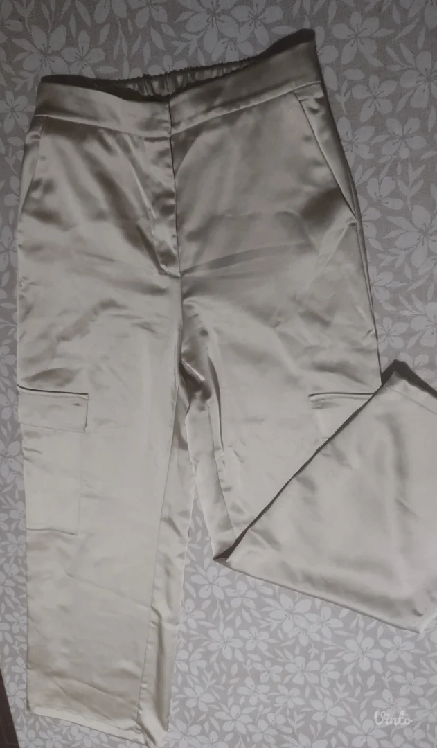 Zara cargo sistemske pantalone
