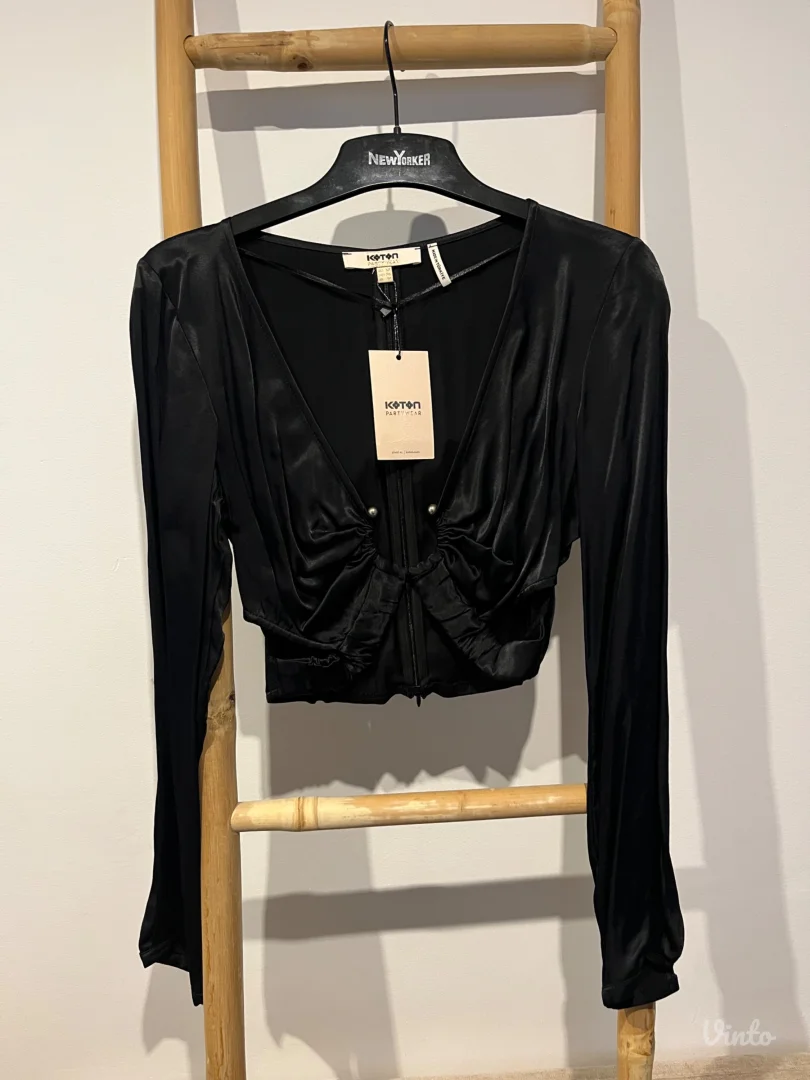 Koton-  crna crop kosulja