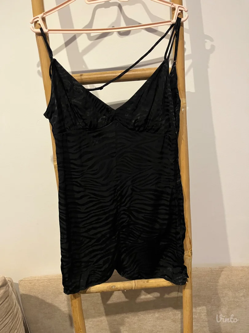 Bershka kratki kombinezon